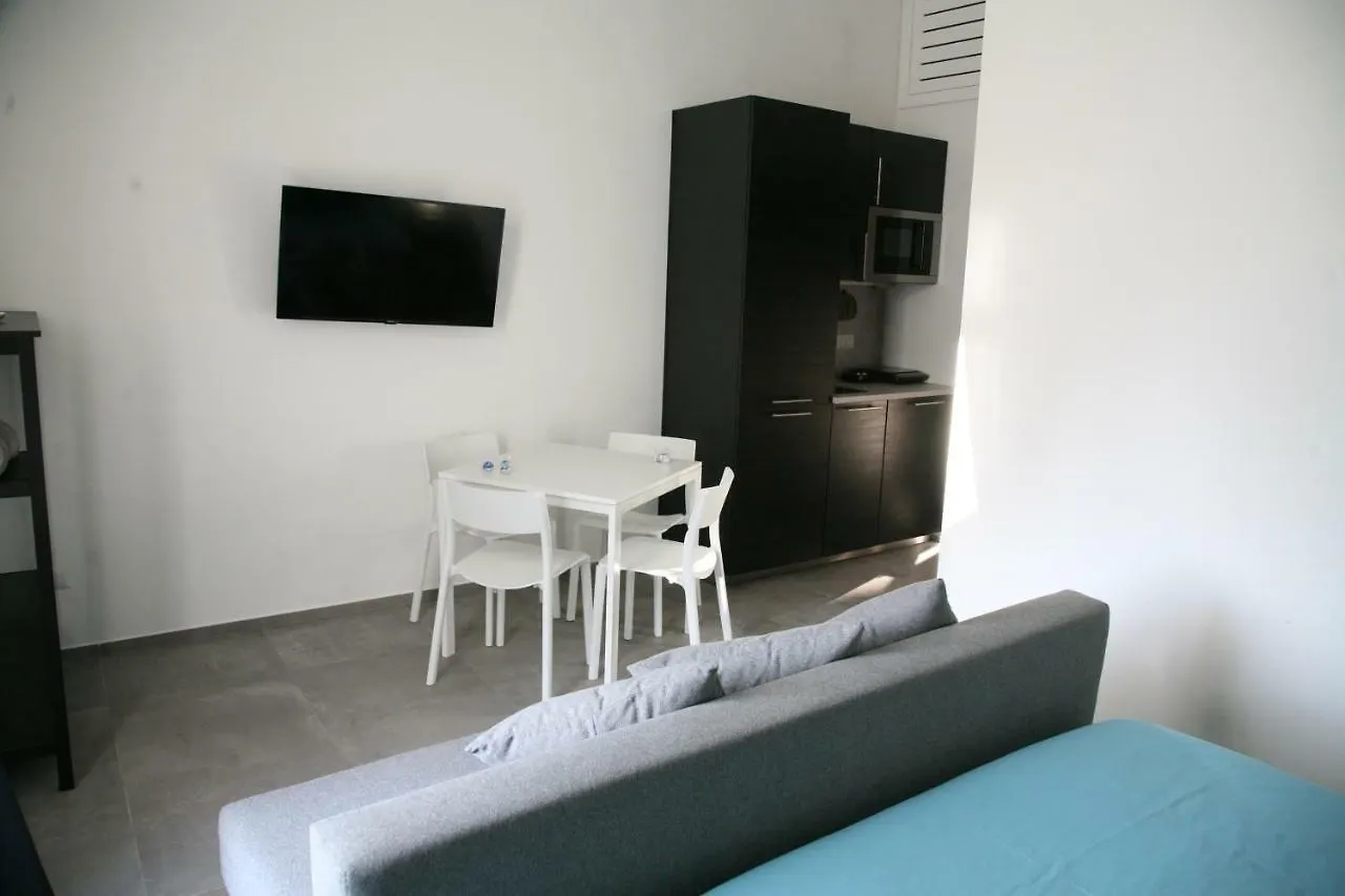 Alyssa House Bed & Breakfast Naples Italy